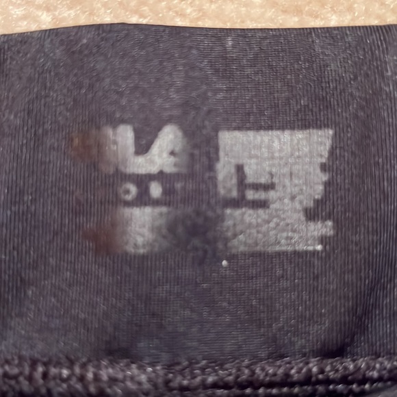 2 pair medium bike shorts old navy & Gil’s both black - Picture 7 of 9